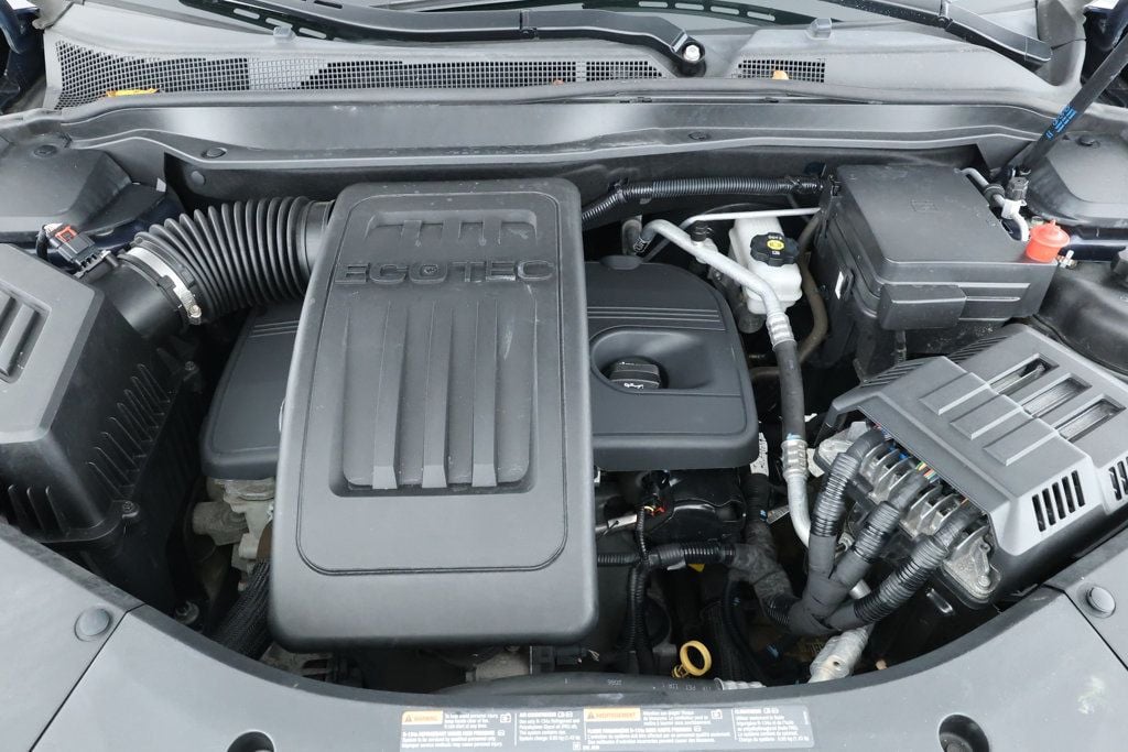 2017 Chevrolet Equinox LT photo 23
