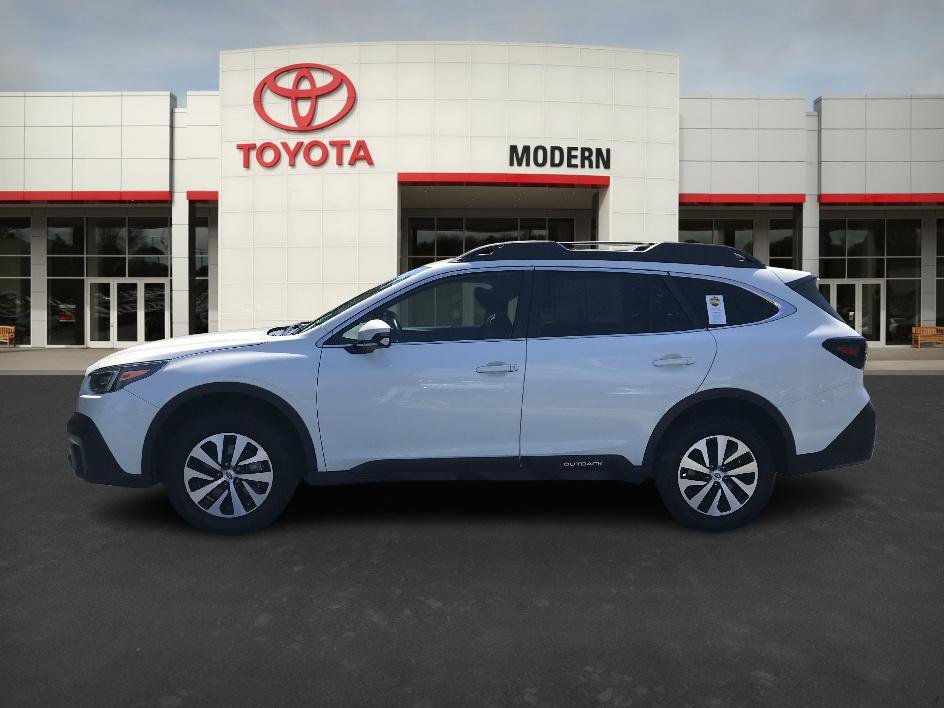 2022 Subaru Outback Premium photo 2