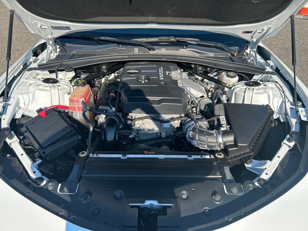 2023 Chevrolet Camaro 1LT photo 17