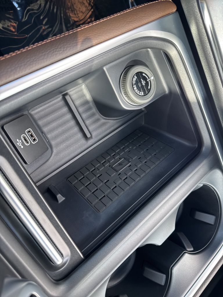 2025 Ford Expedition King Ranch photo 33