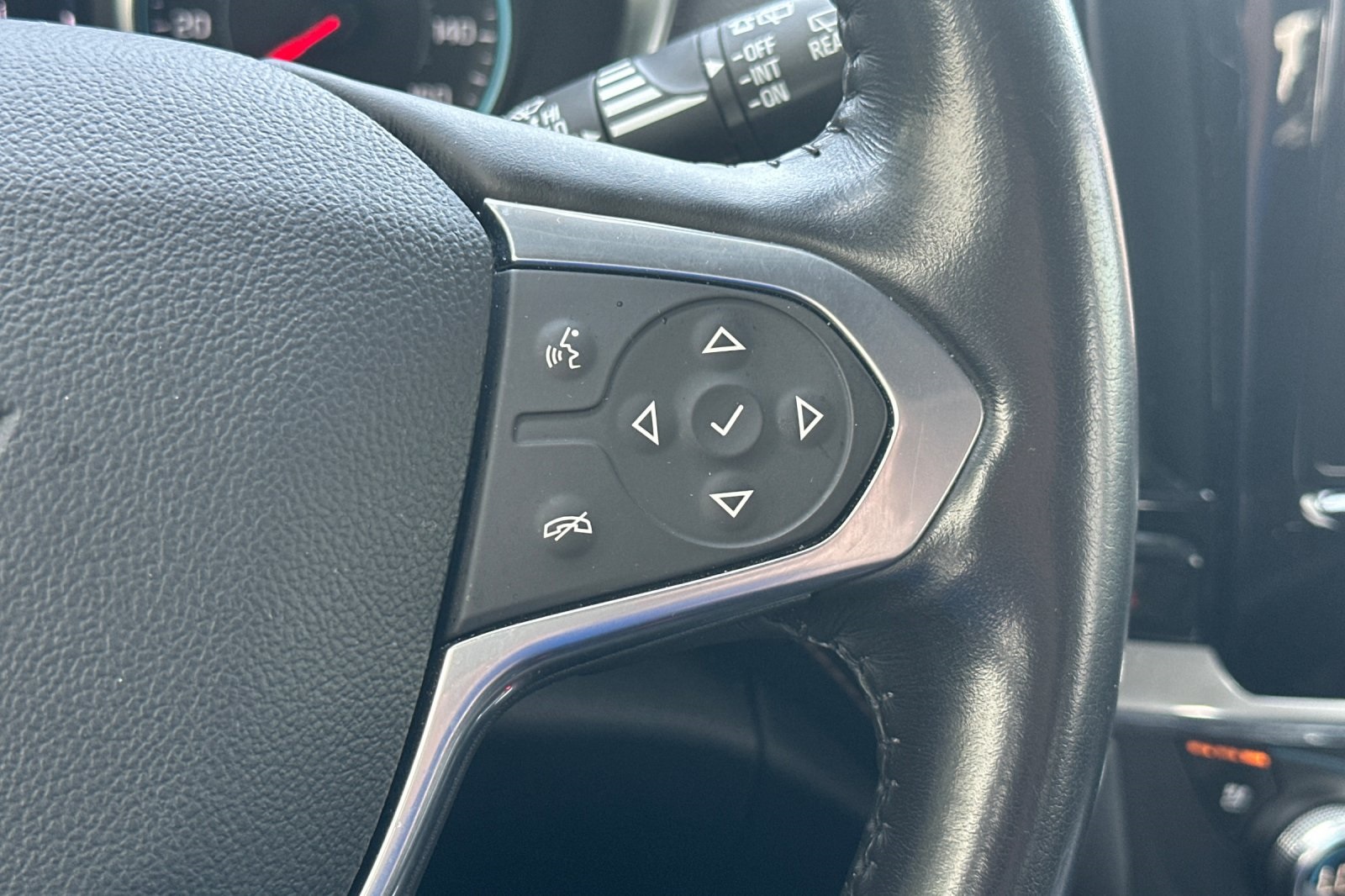 2020 Chevrolet Traverse Premier photo 30