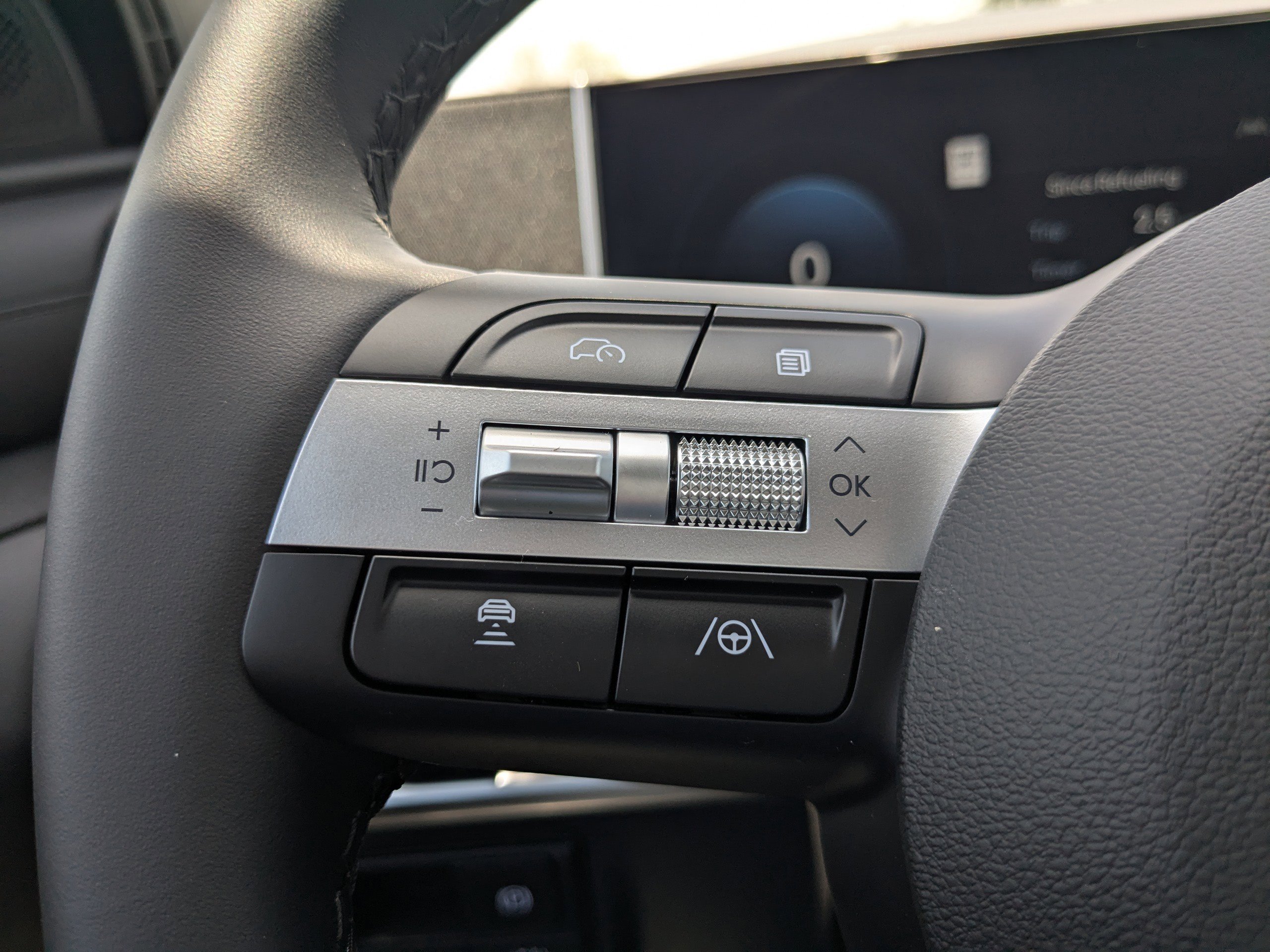 2025 Hyundai Tucson Hybrid SEL Convenience photo 19
