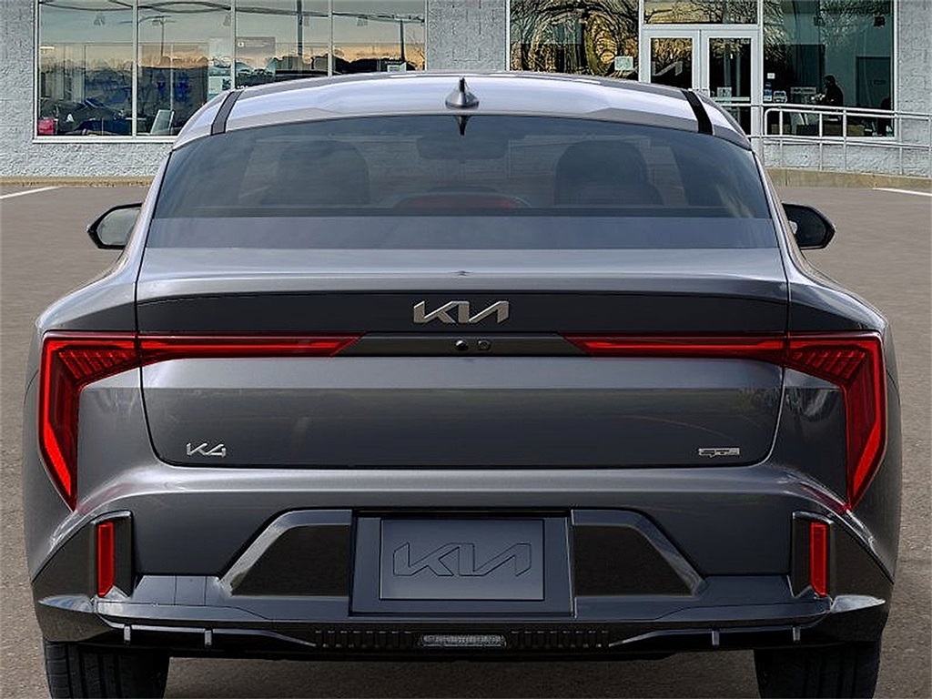 2025 Kia K4 GT-Line photo 11