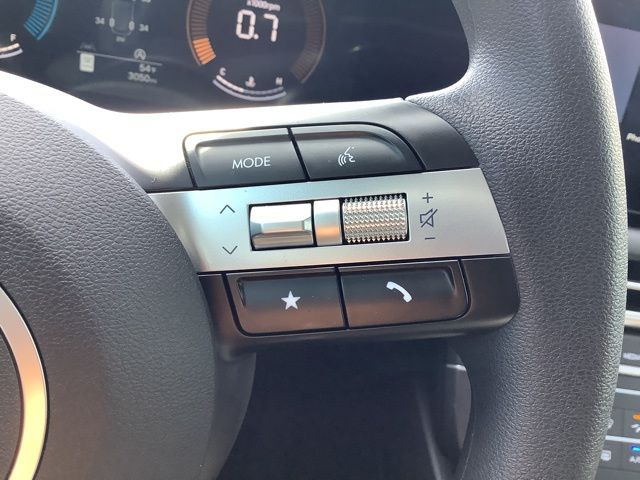 2025 Hyundai Tucson SE photo 24