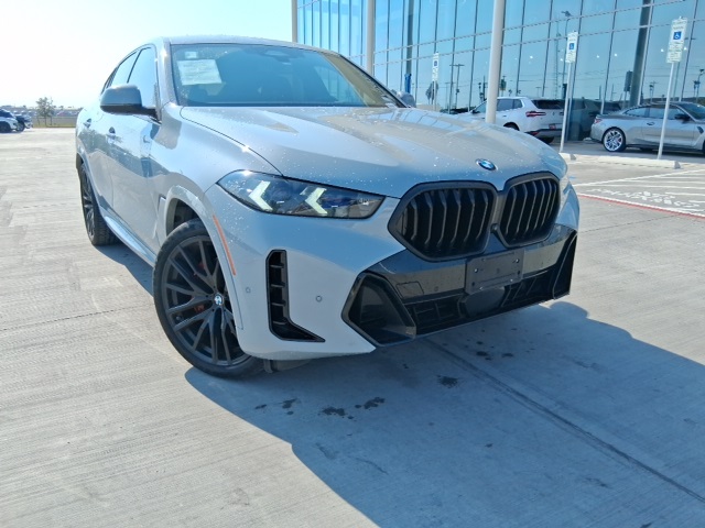 2024 BMW X6 40i's photo