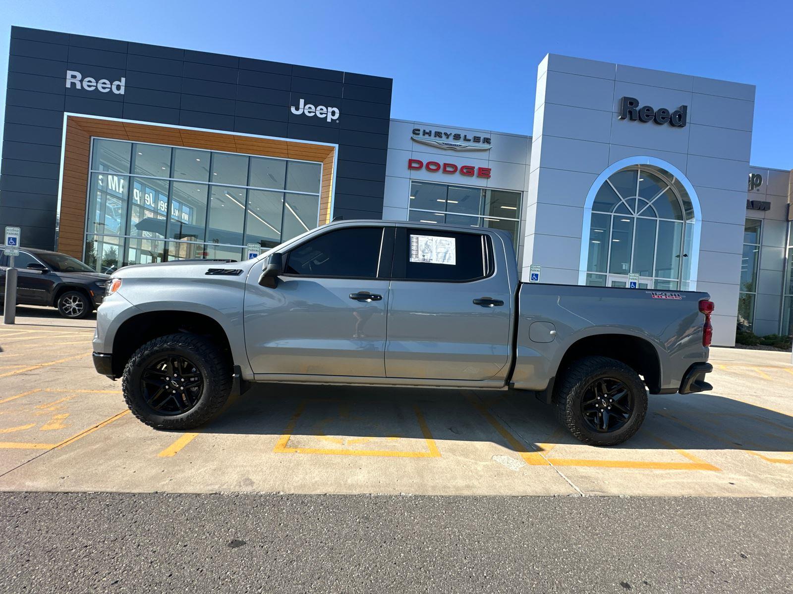 Used 2024 Chevrolet Silverado 1500 LT Trail Boss with VIN 3GCUDFEL4RG248255 for sale in Kansas City