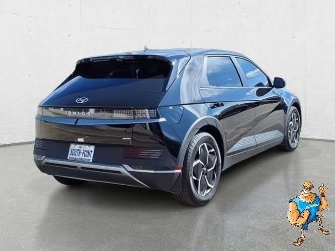 2024 Hyundai Ioniq 5 SEL photo 3