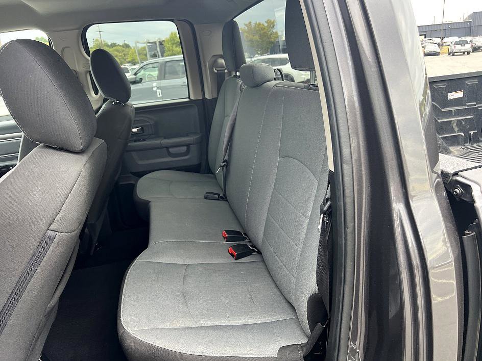 2024 Ram 1500 Classic SLT photo 14