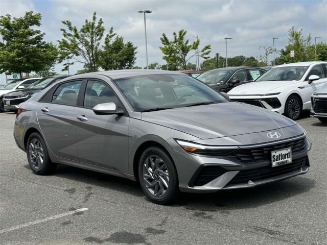 New 2024 Hyundai ELANTRA SEL 4D Sedan in Fairfax #RU751656 | Safford ...