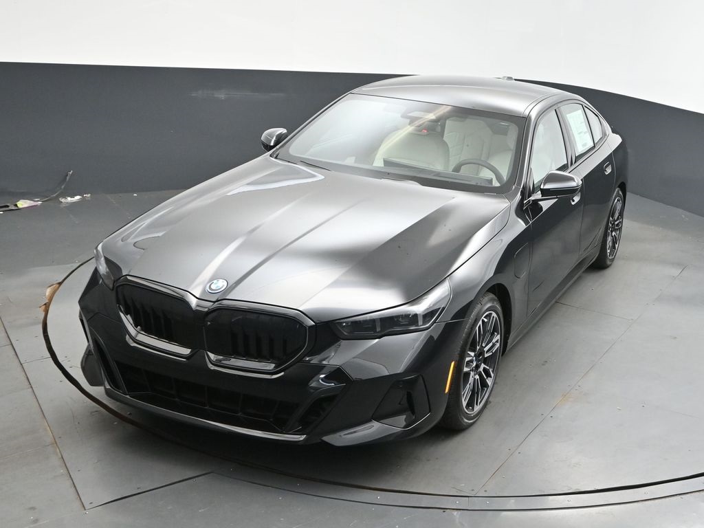 2026 Bmw 550e xDrive photo 27