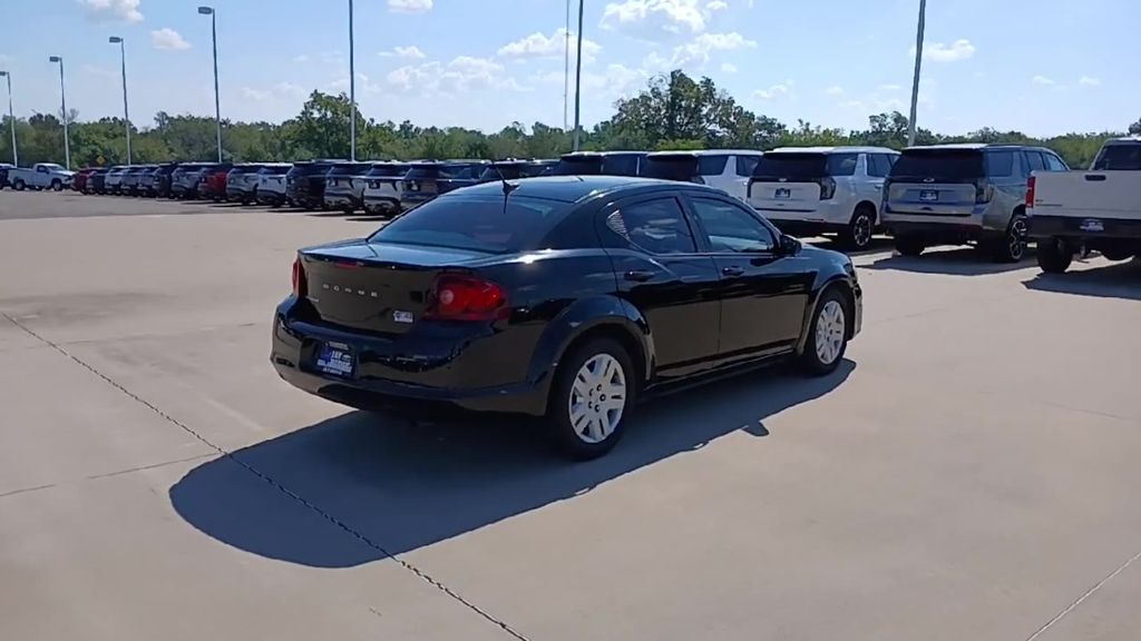 2013 Dodge Avenger SE photo 8