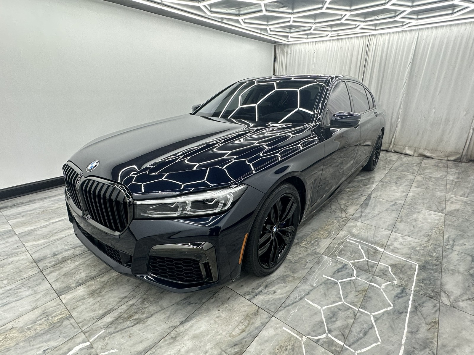 2022 Bmw M760i xDrive photo 3