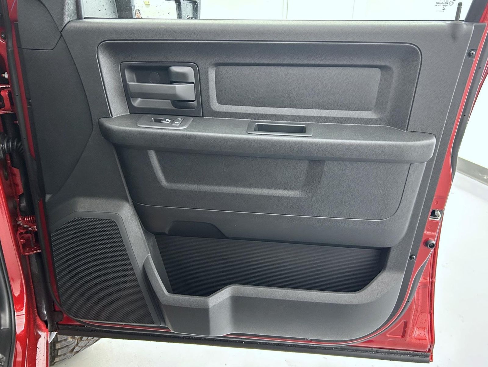 2026 Ram 2500 Tradesman photo 16