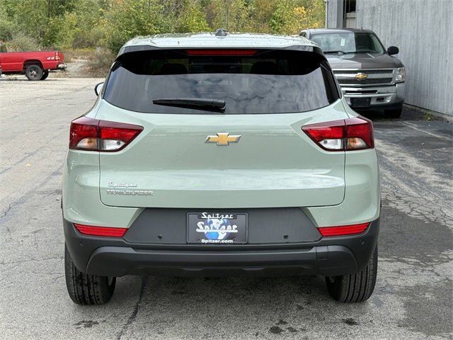 2026 Chevrolet Trailblazer LS photo 3