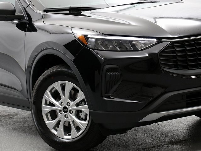 2025 Ford Escape Active photo 3