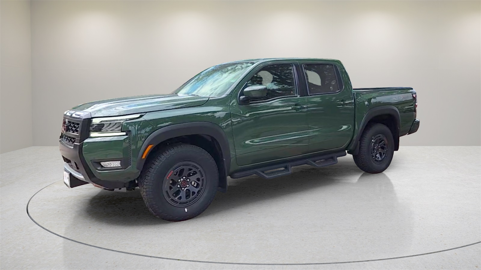 2025 Nissan Frontier Crew Cab PRO-4X photo 3