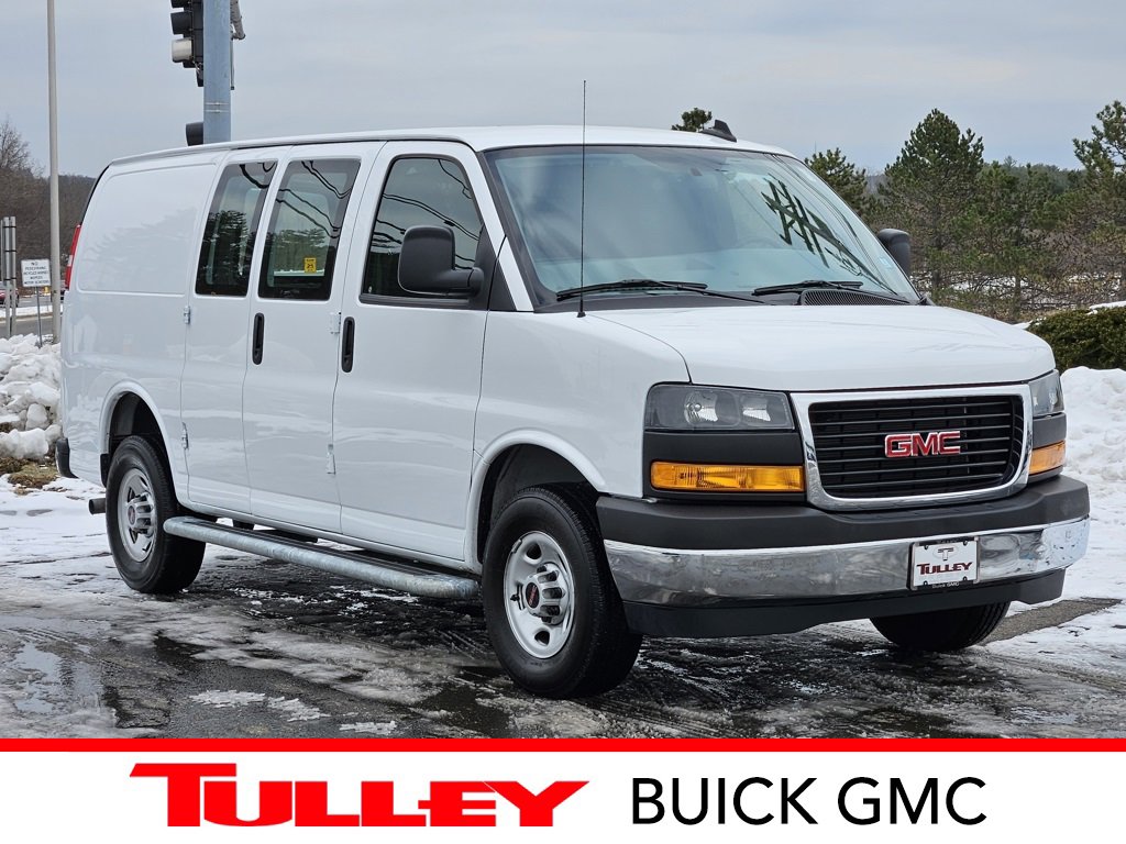 2024 GMC Savana Cargo Work Van's photo