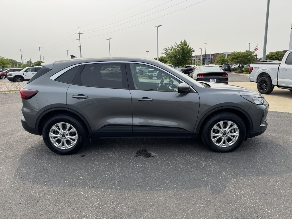 2023 Ford Escape Active photo 3