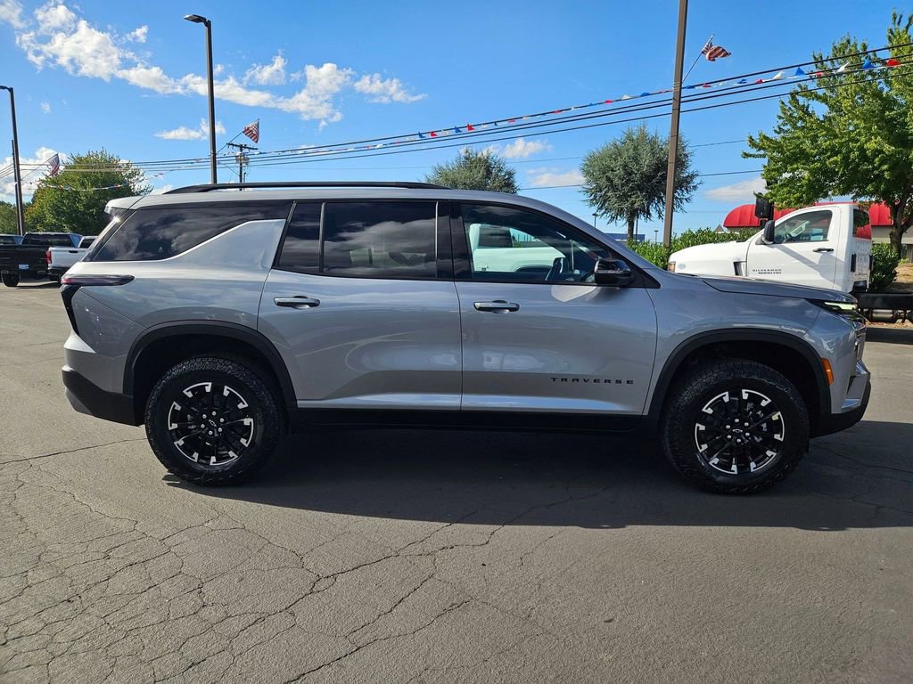 2026 Chevrolet Traverse Z71 photo 7