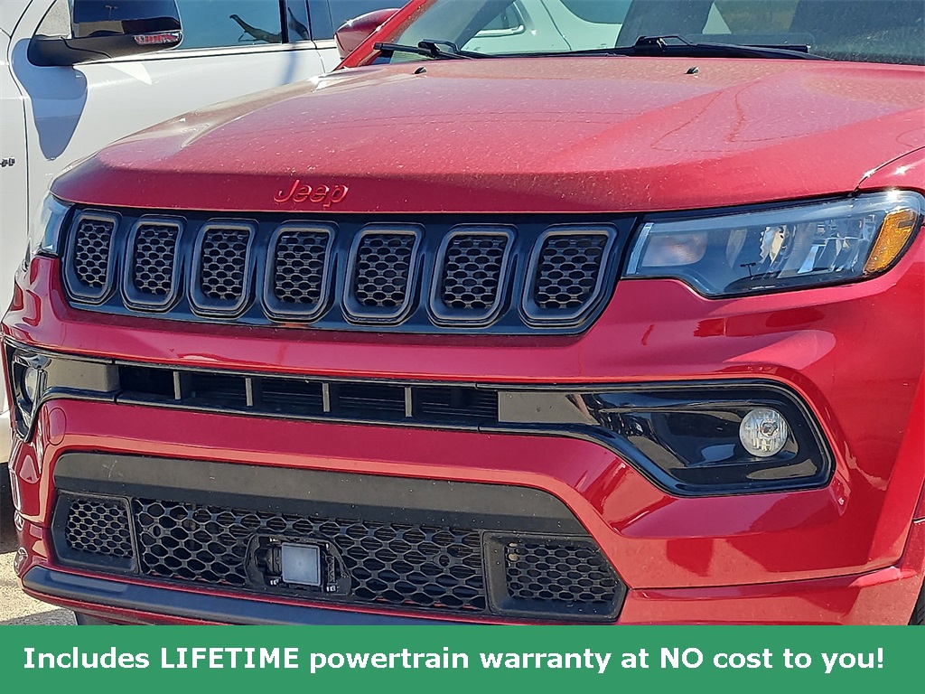 2023 Jeep Compass Limited photo 2