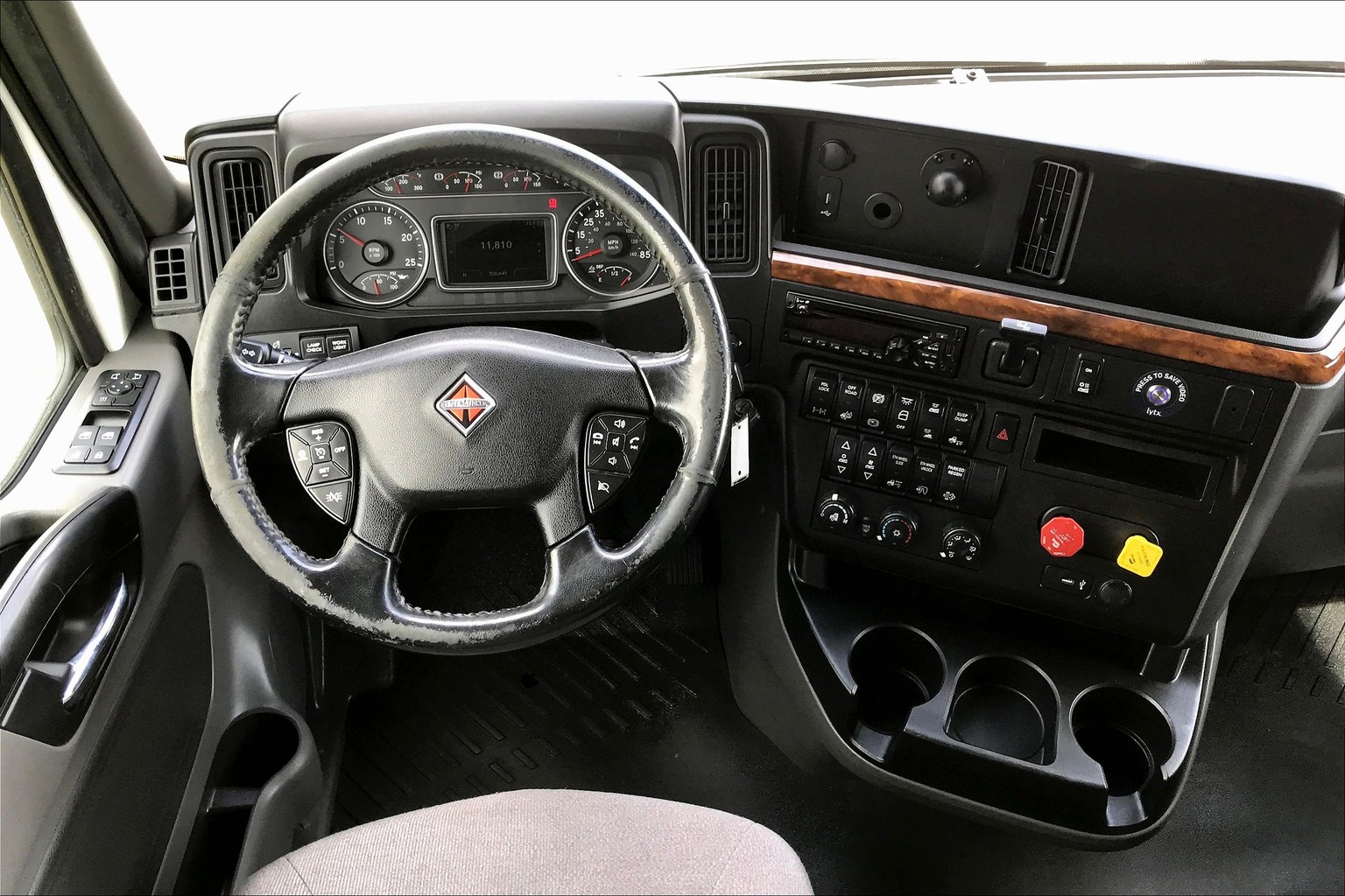 Used 2020 WHITE International  image 6