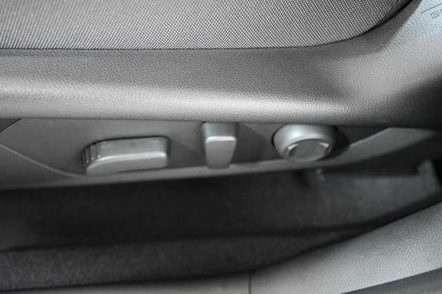 2025 Subaru Crosstrek Premium photo 16