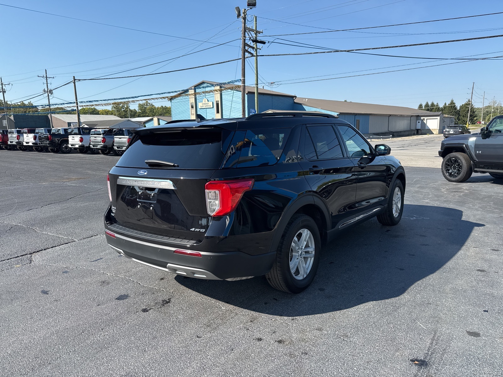 2023 Ford Explorer XLT photo 11