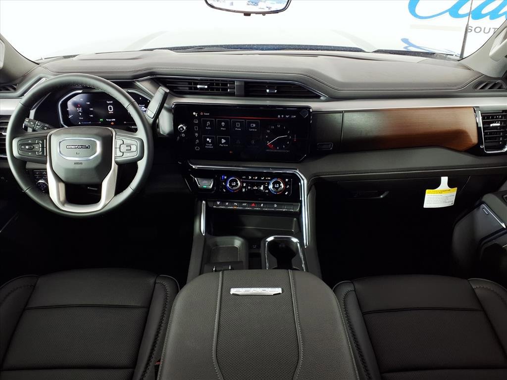 2026 Gmc Sierra 2500 HD Denali photo 3