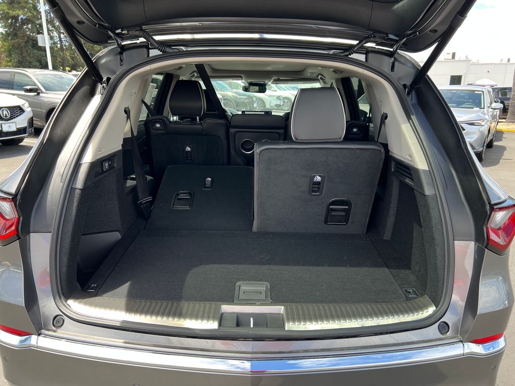 2026 Acura MDX SH-AWD Advance photo 24