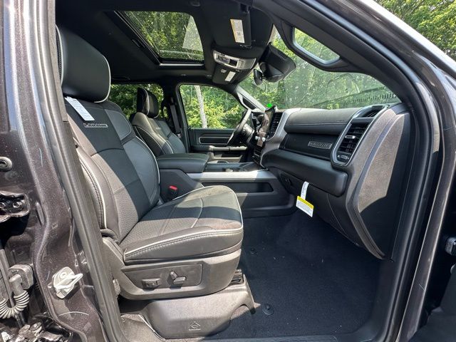 2025 Ram 2500 Laramie photo 30