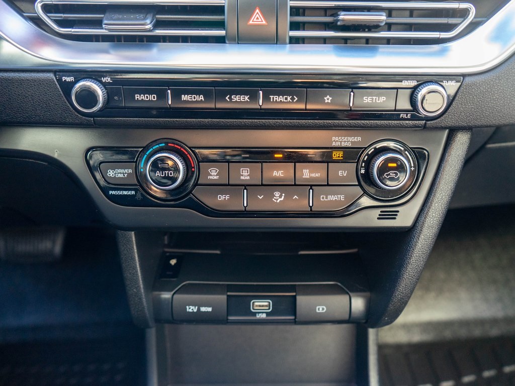 2022 Kia Niro EV EX photo 22