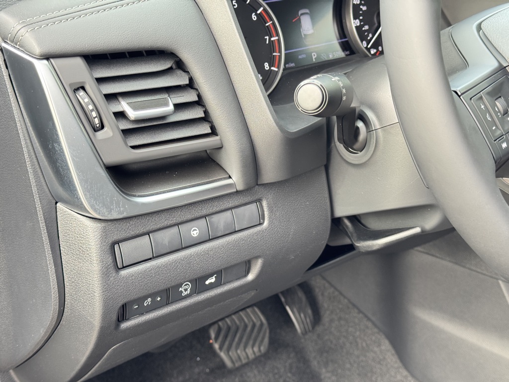 2026 Nissan Rogue SV photo 6