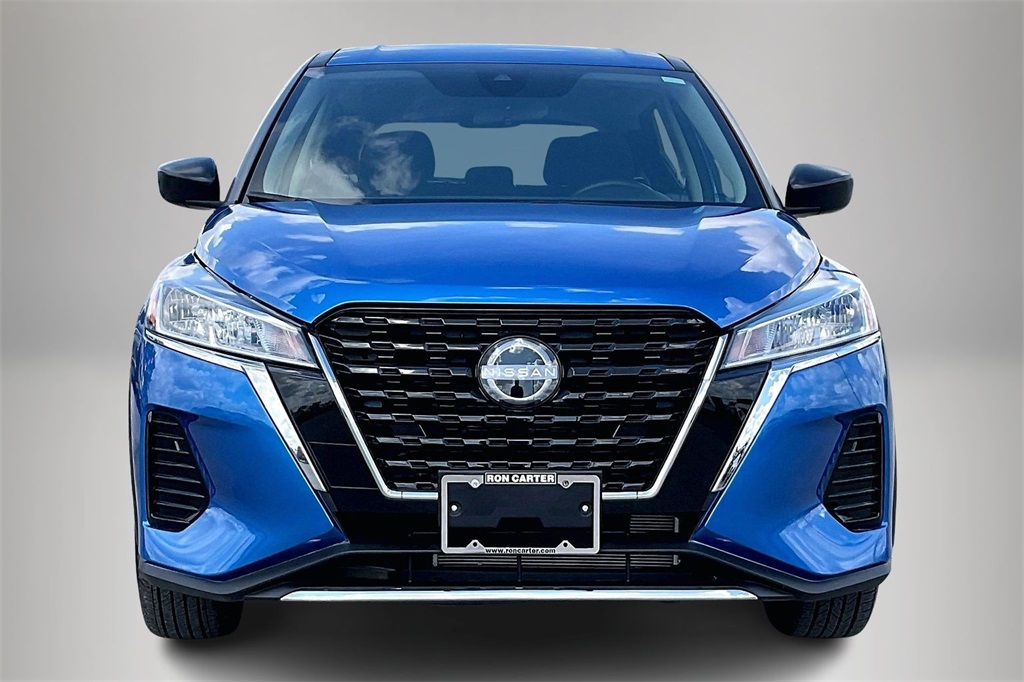 2024 Nissan Kicks S photo 3