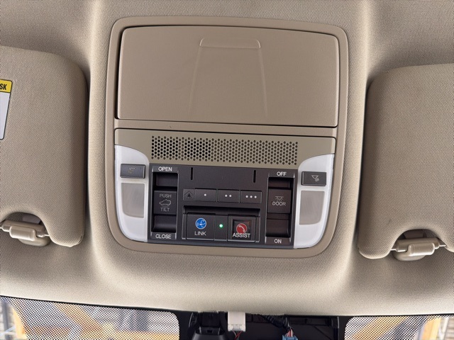 2014 Acura MDX SH-AWD photo 30