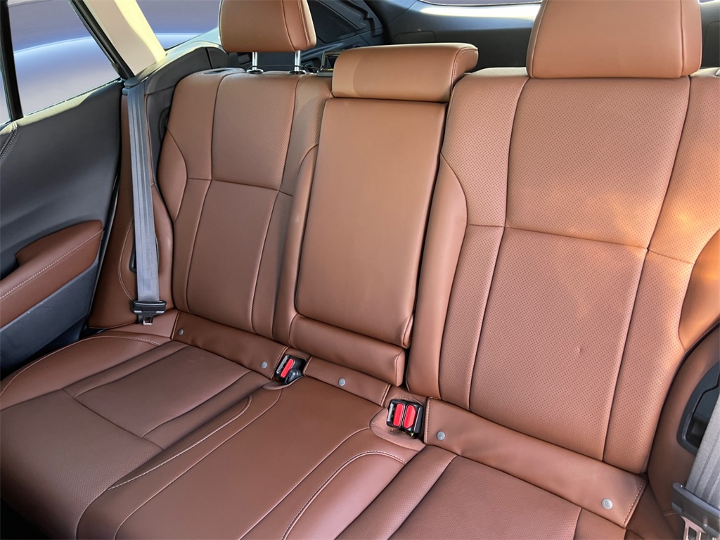 2022 Subaru Outback Touring photo 16