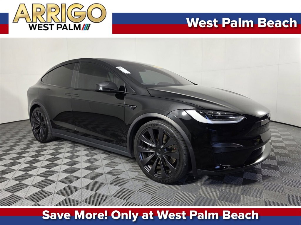 2022 Tesla Model X Plaid's photo