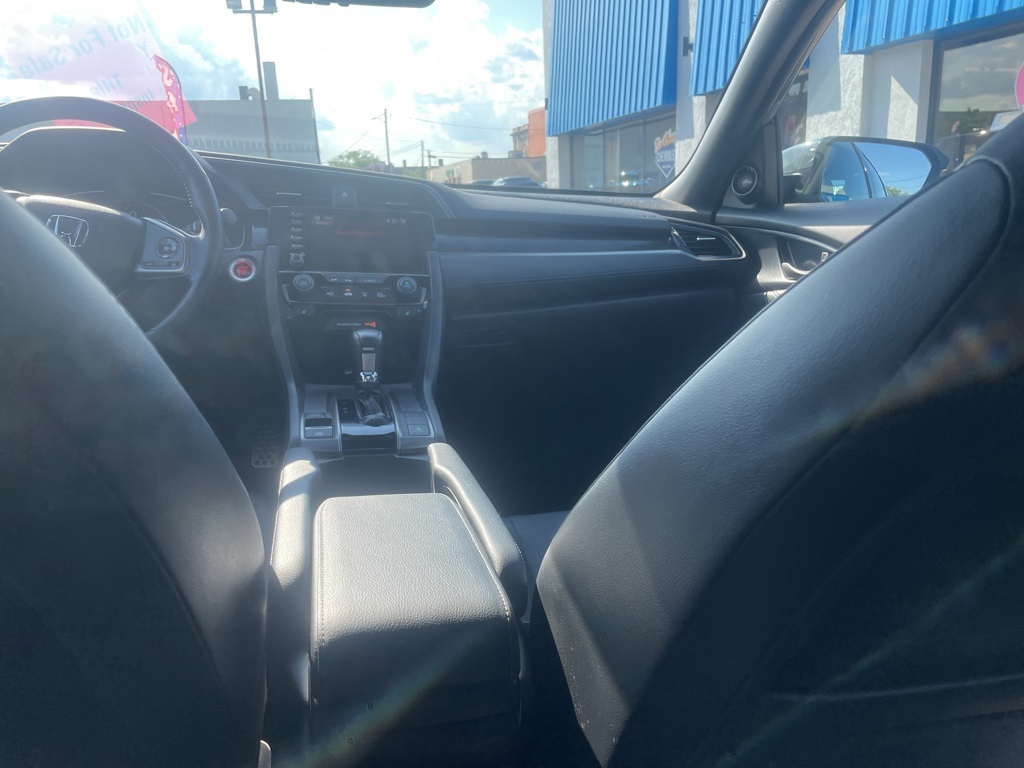 2021 Honda Civic Sport Touring photo 24