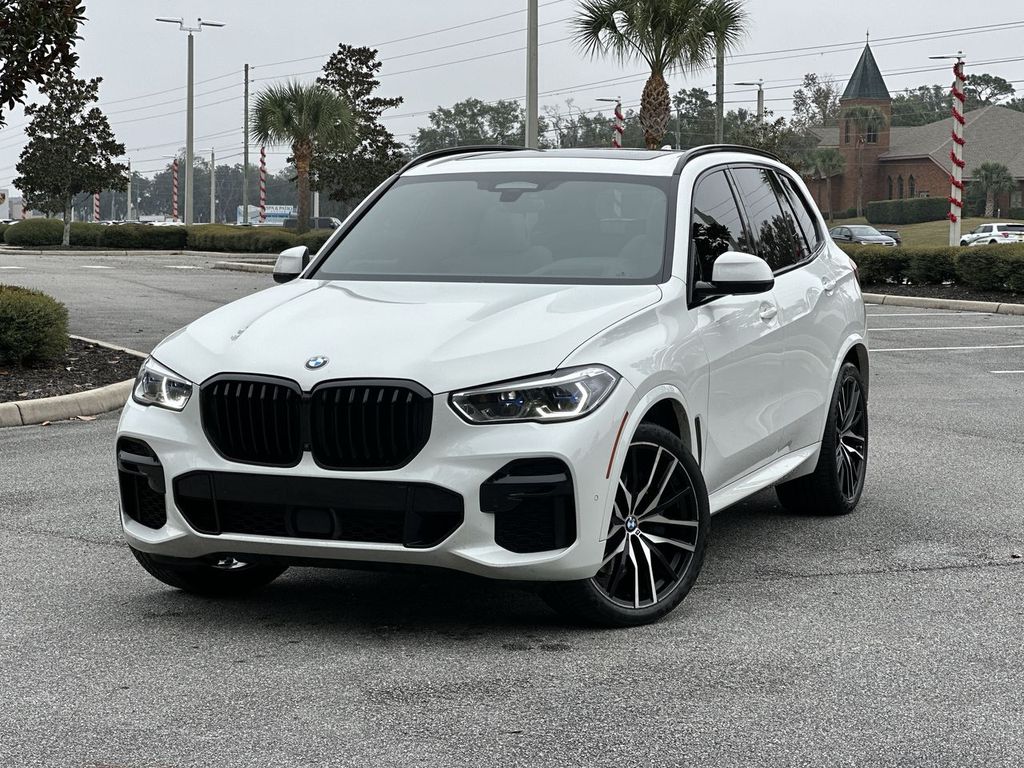 2023 BMW X5 40i's photo