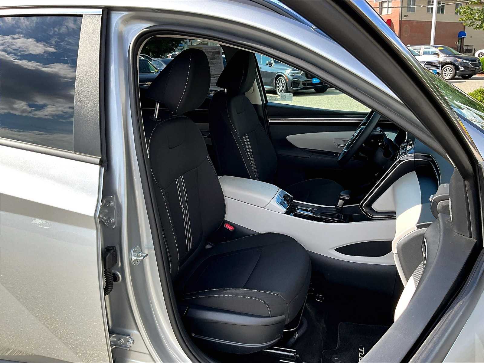 2024 Hyundai Tucson SEL photo 8