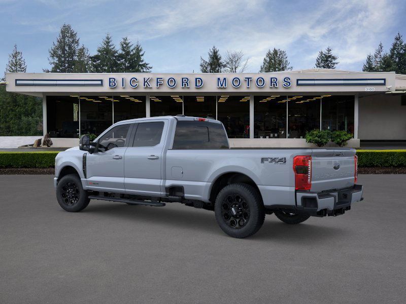 2025 Ford F-350 photo 4