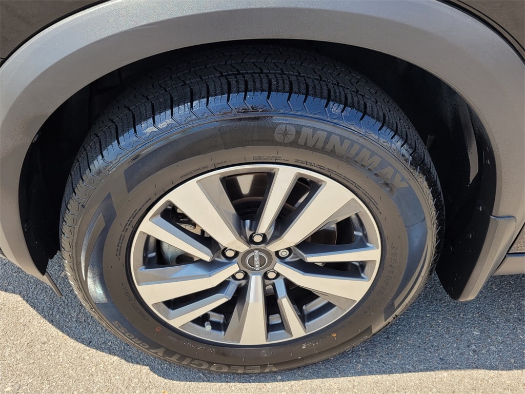 2024 Nissan Pathfinder SL photo 16