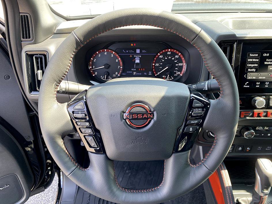2026 Nissan Frontier Crew Cab PRO-4X photo 9
