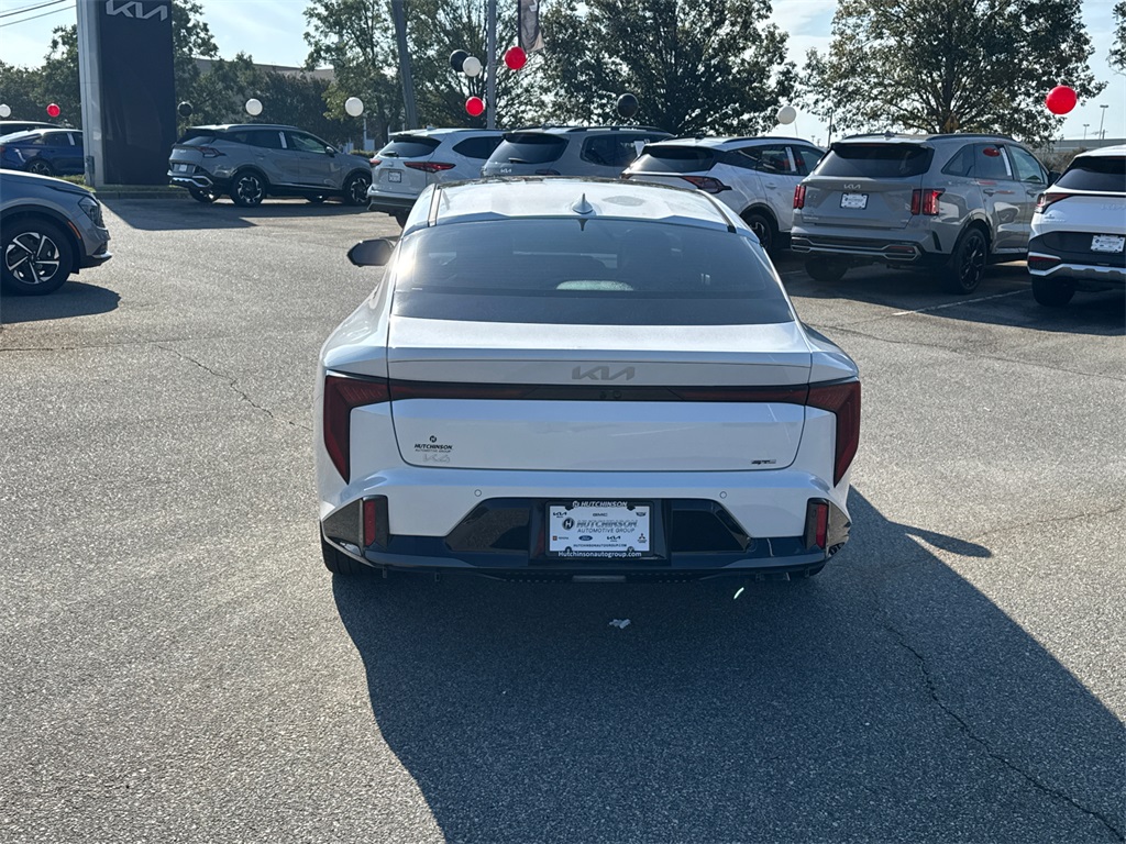 2025 Kia K4 GT-Line Turbo photo 4