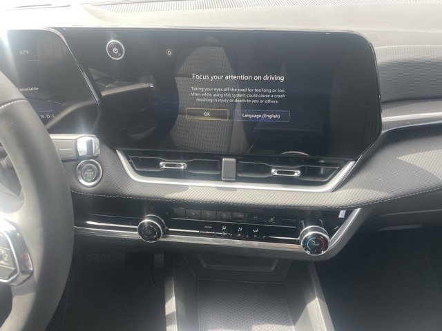 2026 Chevrolet Equinox LT photo 14