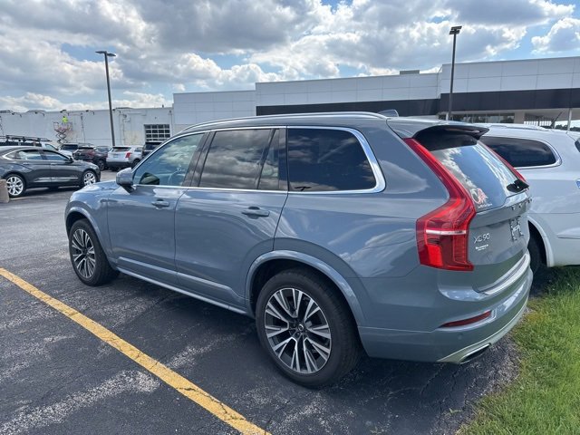 2020 Volvo XC90 Momentum photo 6