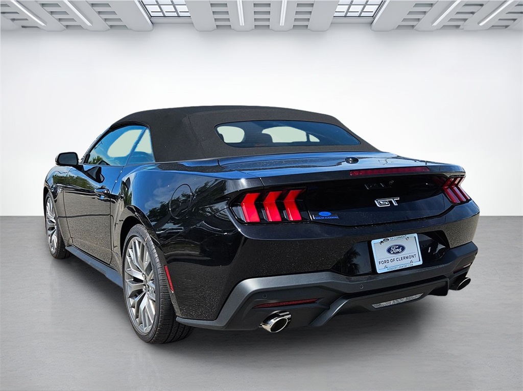 2025 Ford Mustang GT Premium Convertible photo 7
