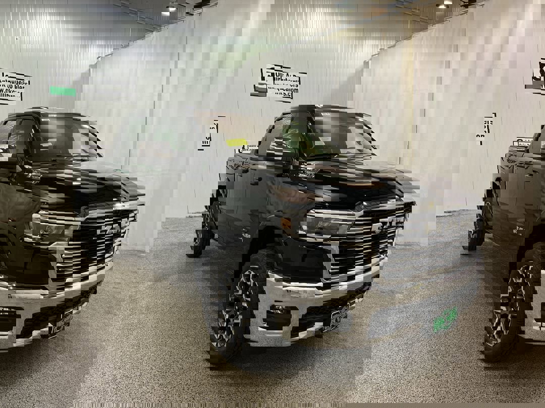 2026 Ram 1500 Laramie photo 3