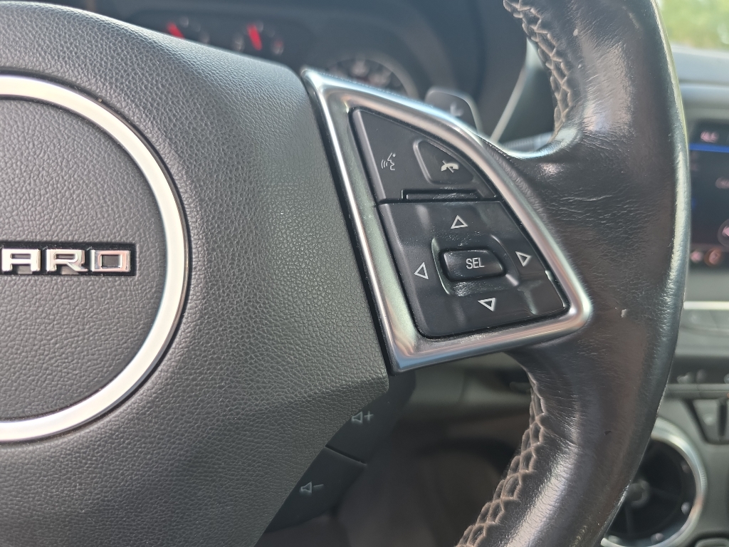 2020 Chevrolet Camaro 1LT photo 16