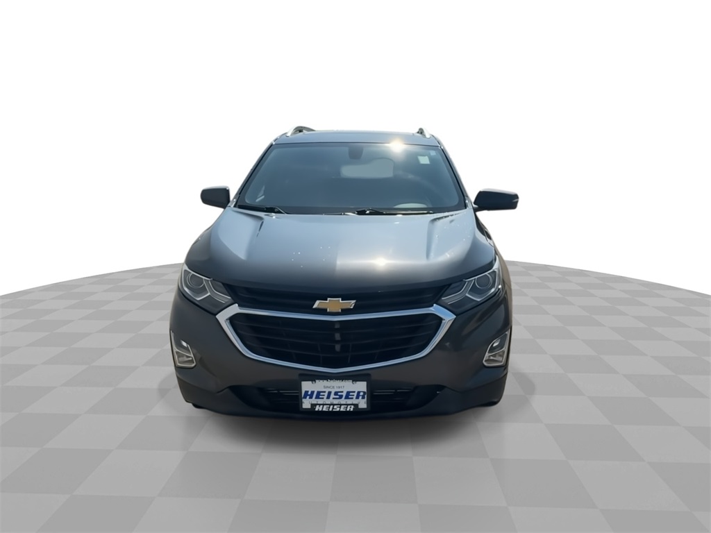 2018 Chevrolet Equinox LT photo 3