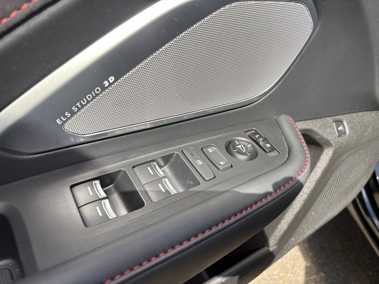 2023 Acura RDX A-Spec photo 29
